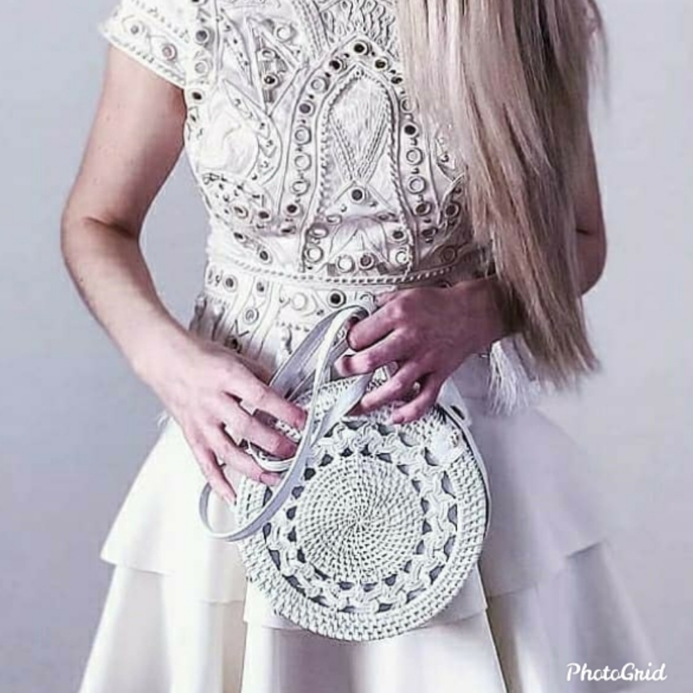 Hand-woven Rattan Circle Crossbody Purse